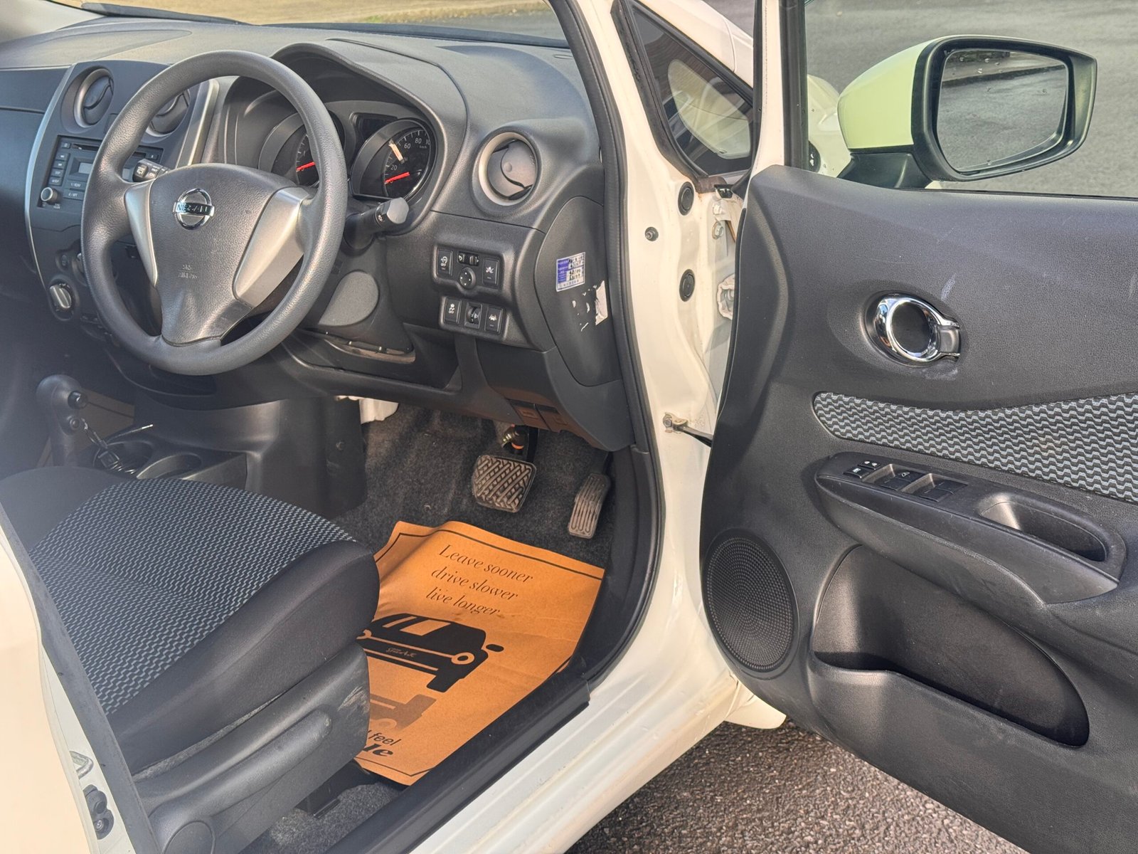 Product gallery image