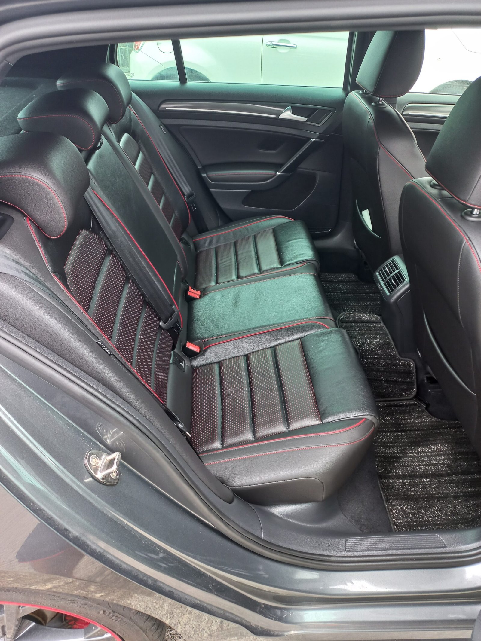 Product gallery image