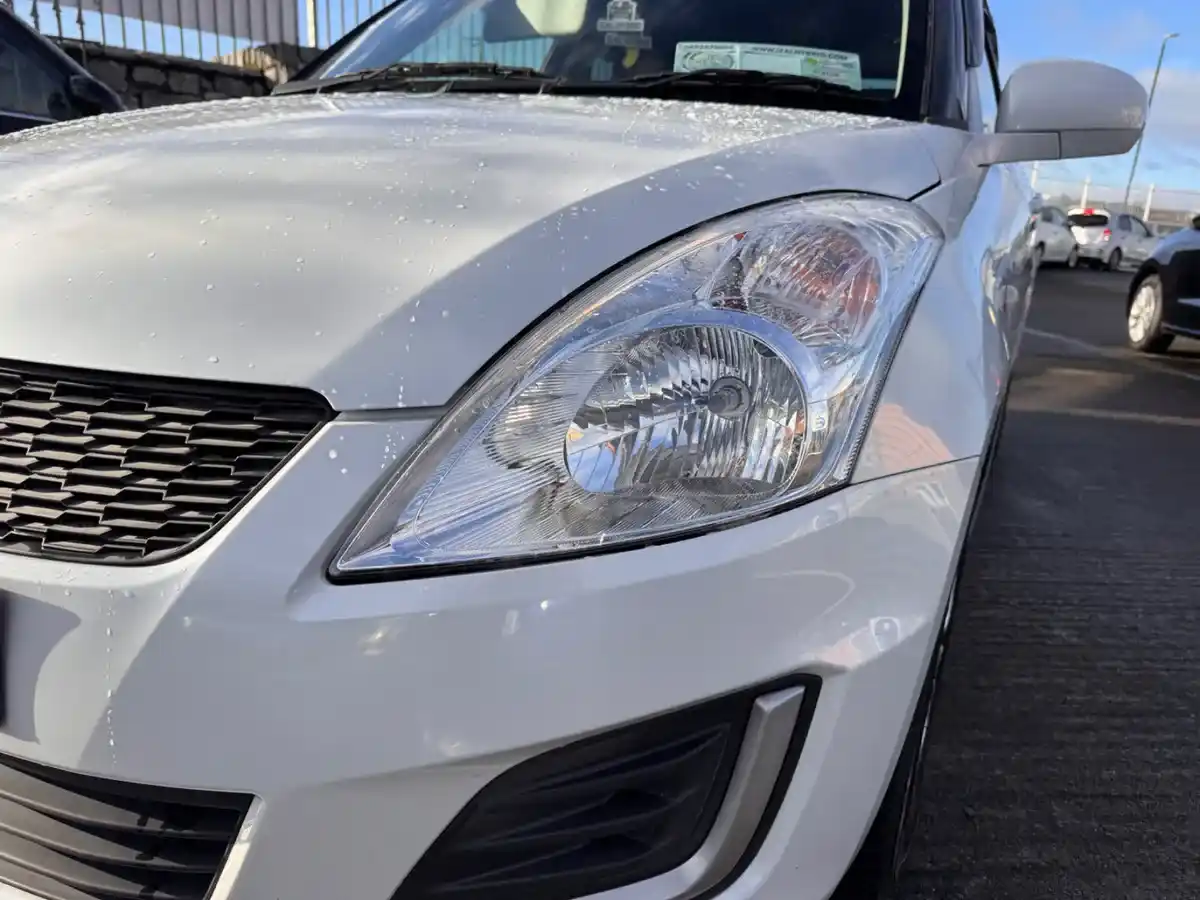 Product gallery image