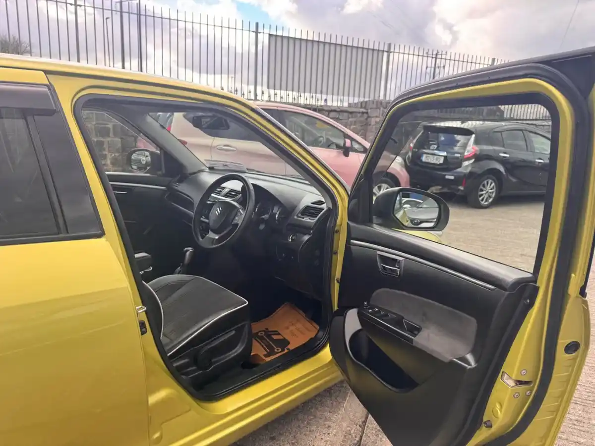 Product gallery image