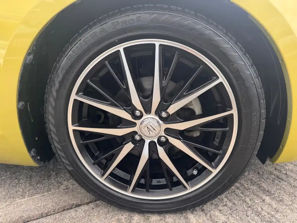 Product gallery image