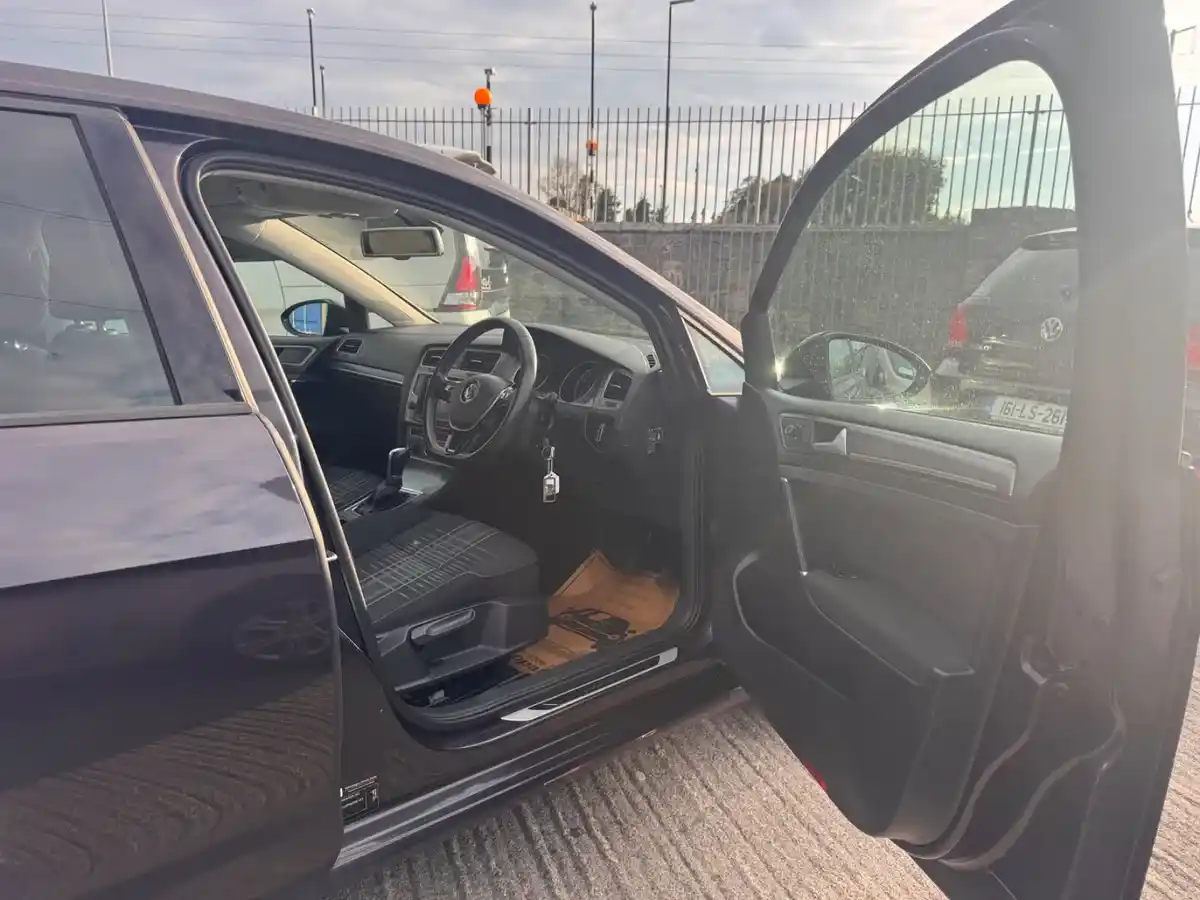 Product gallery image