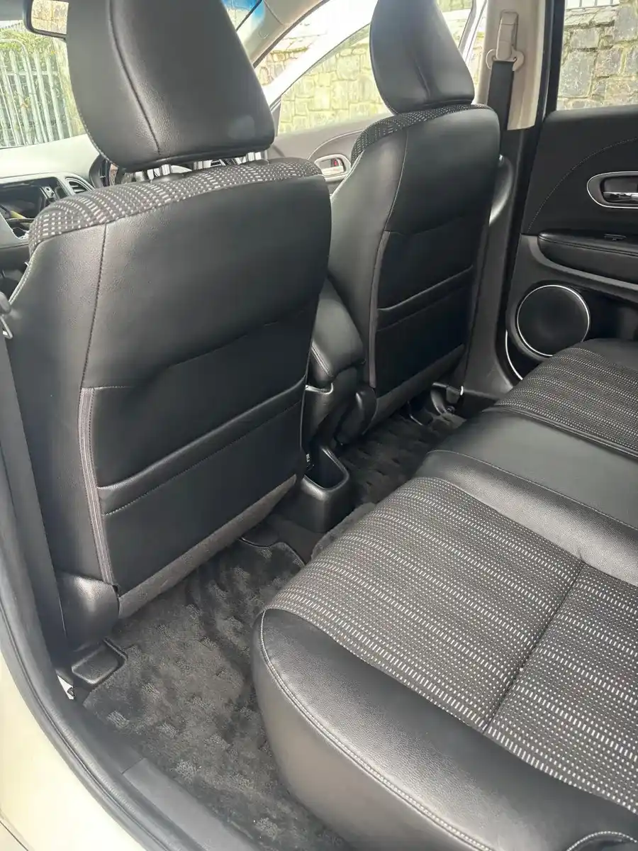 Product gallery image