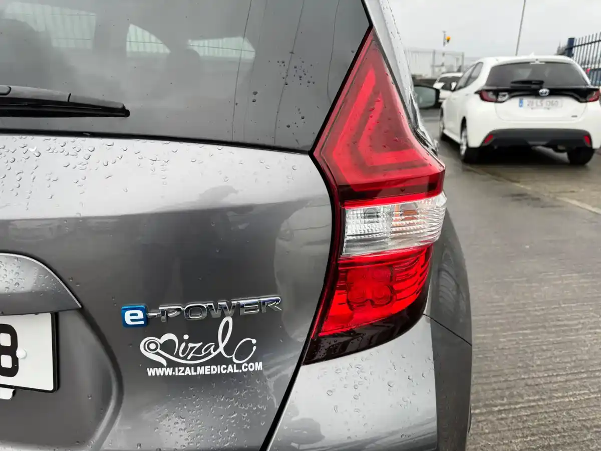 Product gallery image