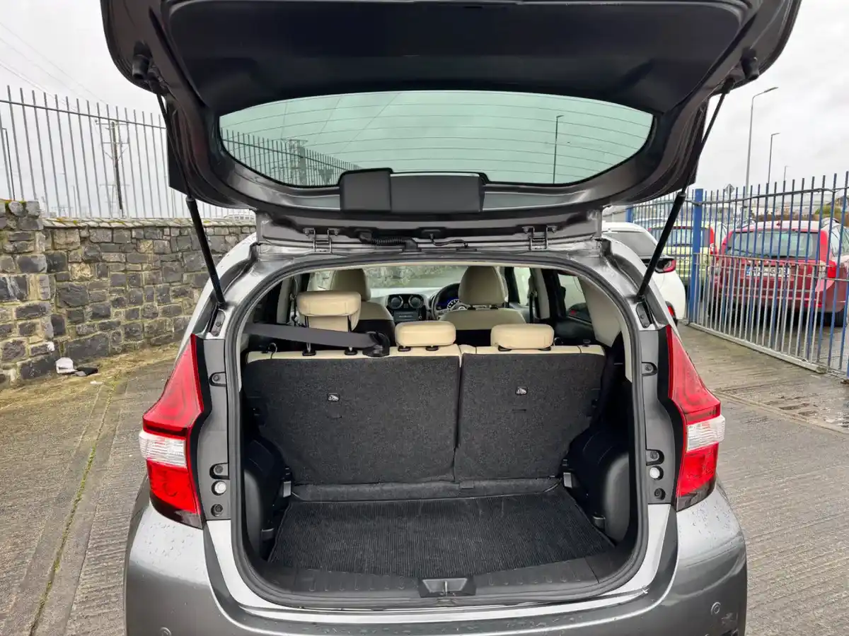 Product gallery image