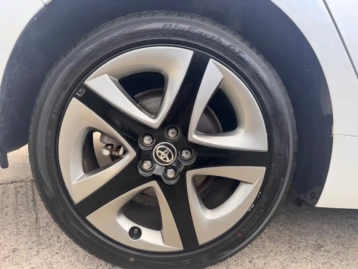 Product gallery image