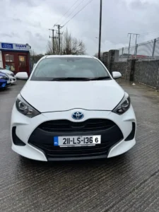 Toyota Yaris 2021 Hybrid front
