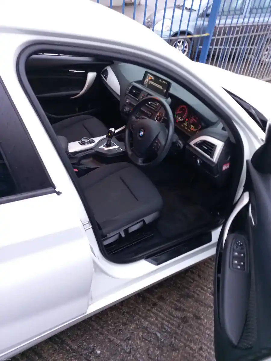 Product gallery image