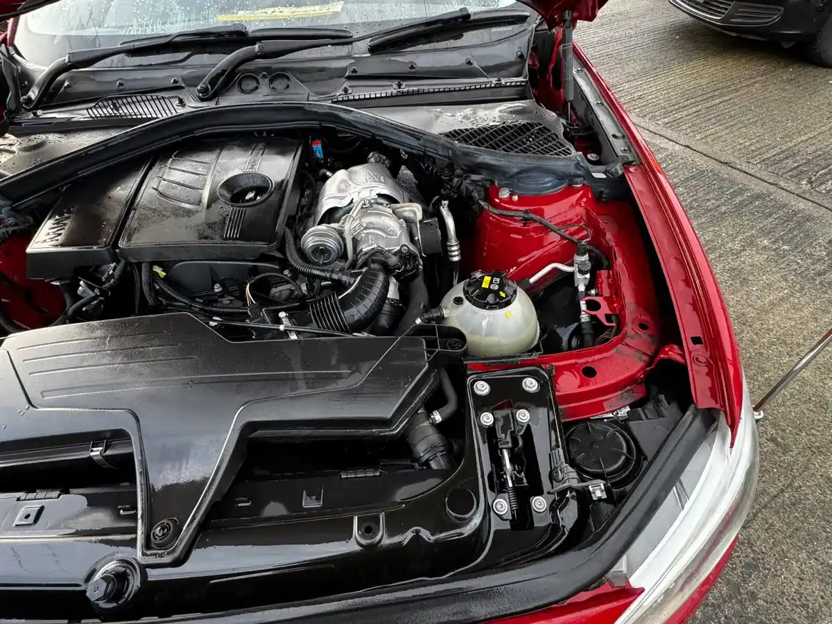 Product gallery image