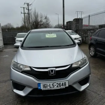 Honda FIt hybrid 2016 front