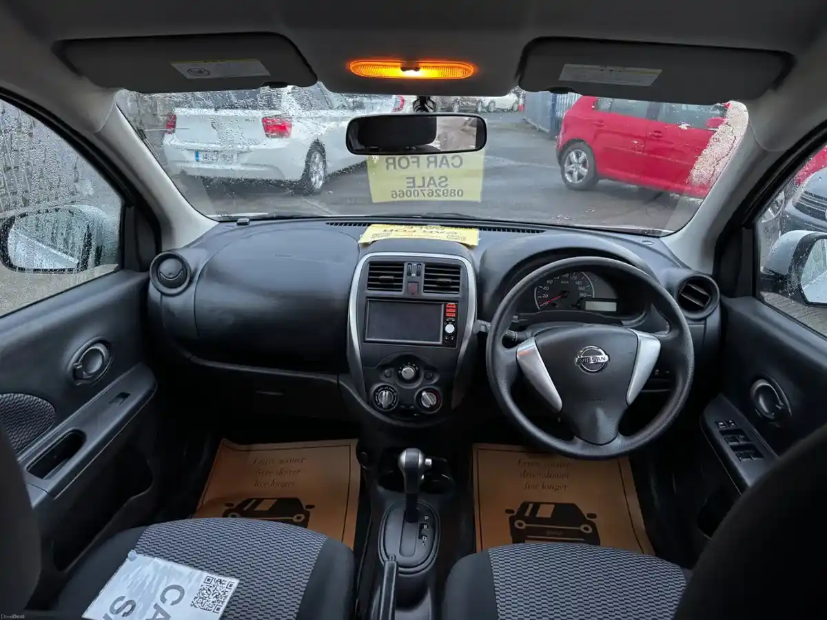 Product gallery image