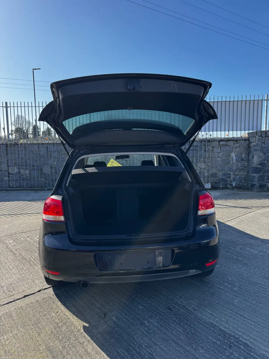 Product gallery image