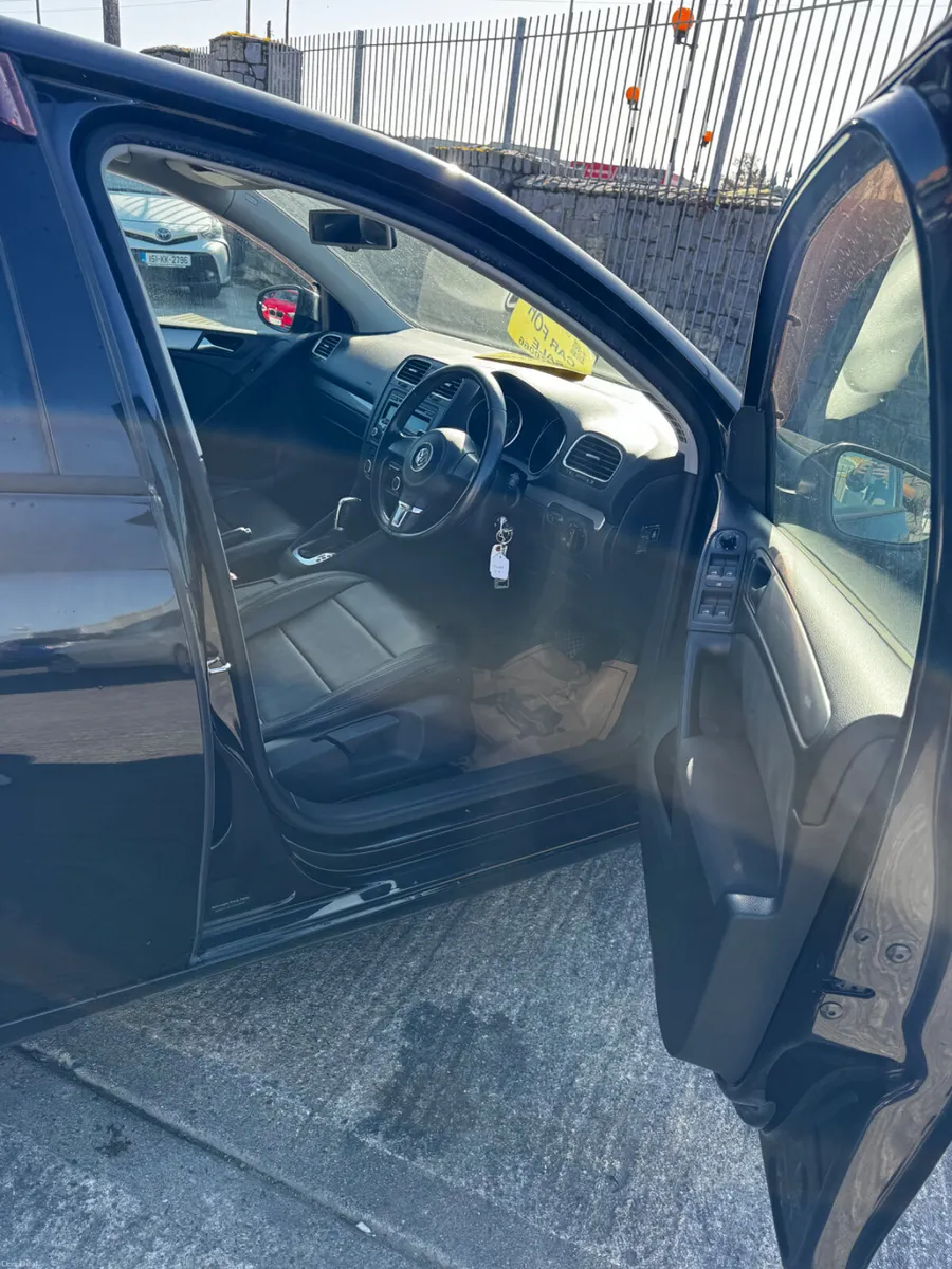 Product gallery image