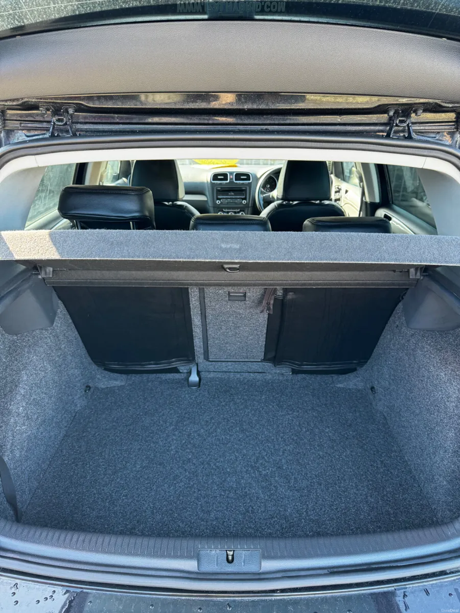 Product gallery image