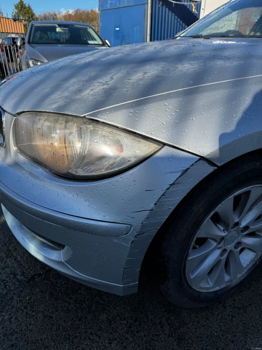 Product gallery image