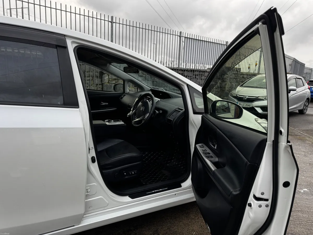 Product gallery image