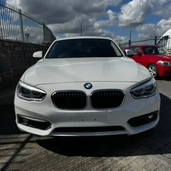 2016 BMW 1 Series 1.6L front